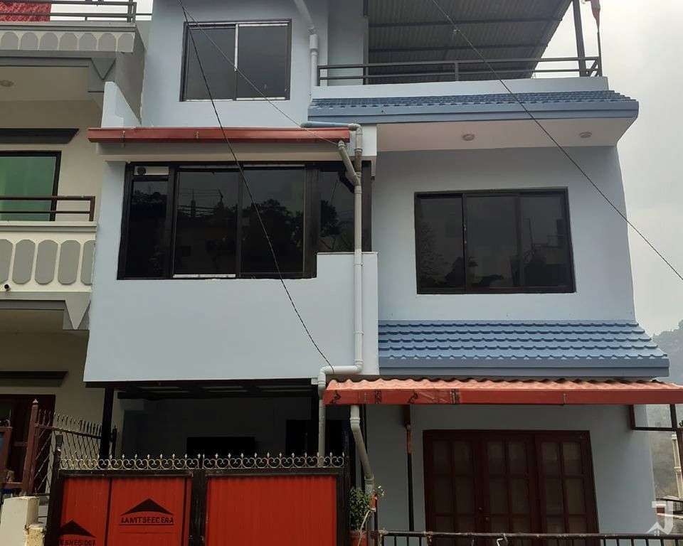 House on sale @ halchowk,ichangu 2km from Swoyambu