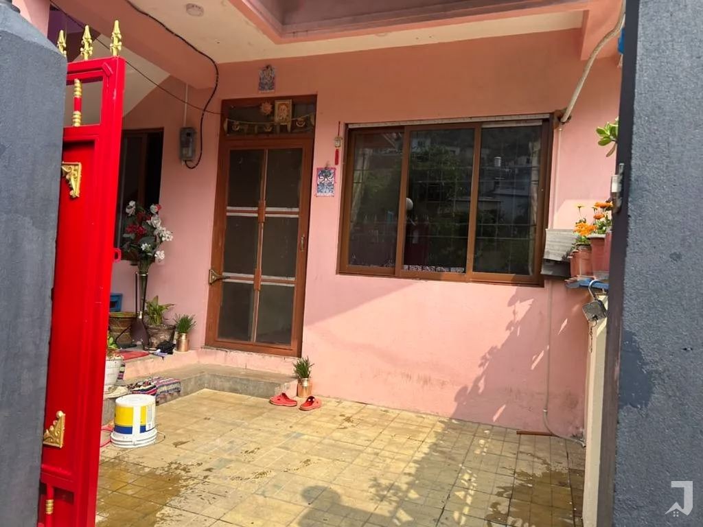 एक्दम सस्तो घर बिक्री मा