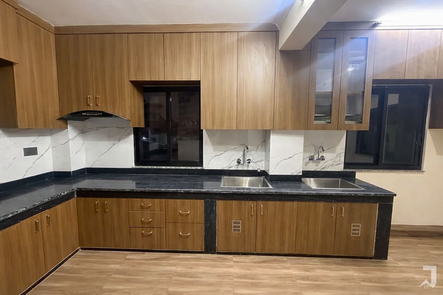 New House For Sale At Bijeshwori, Chamati