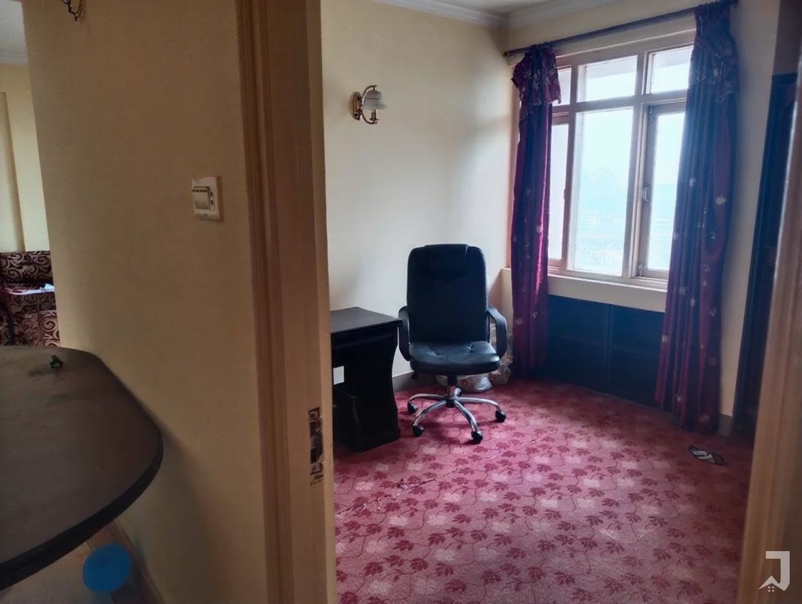 Sunrise Apartment For sell